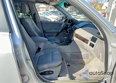 2007 BMW X3 3.0Si из США, поврежденный, VIN WBXPC93477WF25742